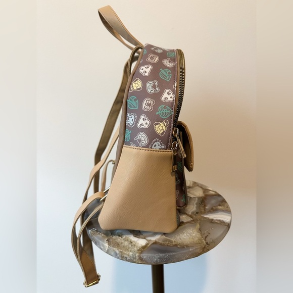 Nintendo Bioworld Animal Crossing 11” Mini Backpack Switch Purse Gray Tom Nook - Picture 3 of 9